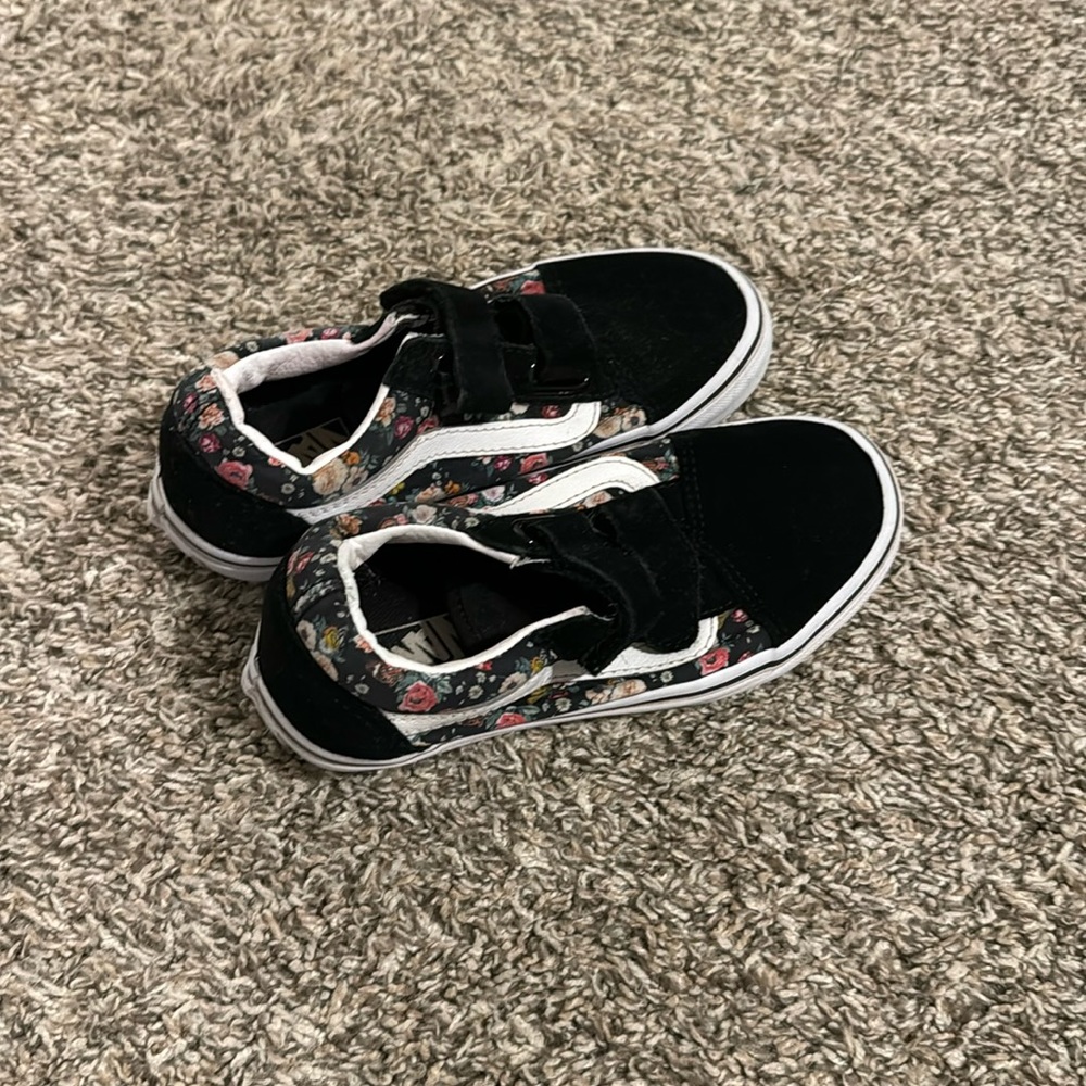 Girl Vans!